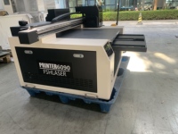 Impresora UV 5060 6090 Impresora automática de inyección de tinta Universal Plana Fácil de operar Azulejo Botella de vidrio Impresora popular de botellas Uv