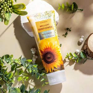 Crema Corporal para el Cuidado de la Piel, Lociones Perfumadas, Blanqueadoras, Hidratantes y Nutritivas - Product Image 6