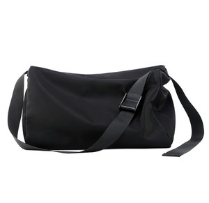 Sac de sport de voyage personnalisé portable à bandoulière sac de sport séparé, sec et humide durable - Product Image 1