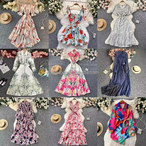 Venta al por mayor de ropa de mujer de moda de verano clásico bordado y transpirable plisado vestidos <span class=keywords><strong>precio</strong></span> bajo con diseño de estampado floral - Product Image 4