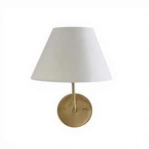 Applique murale minimaliste en laiton avec abat-jour en lin blanc, luminaire mural d'intérieur pour chambre à coucher, décoration de la maison - Product Image 2