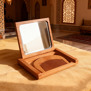 Nuovo Set di Specchio per il Trucco 2-in-1 in Legno e Bambù con Logo Personalizzato, Set di Specchio e Pettine Tascabile di Alta Qualità - Product Image 4