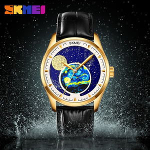 Montre à quartz en acier inoxydable et cuir véritable avec logo OEM personnalisé, étanche 3ATM, design unique sur le thème de l'espace, pour hommes - Product Image 2