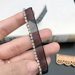 Vente directe usine : Tissu en gaze de neige avec chaîne de strass et dentelle pour coiffes, sacs et accessoires vestimentaires DIY - Product Image 6