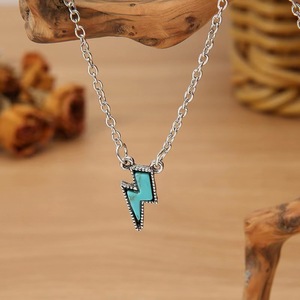 Collier pendentif éclair vintage pour femmes, style punk, collier à breloques turquoise, bijoux bohèmes simples - Product Image 3