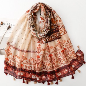 Sciarpe e Scialli Eleganti in Misto Cotone con Stampa Foglie di Banana 2026 per Donna, Bufandas <span class=keywords><strong>Blu</strong></span> con Stampa Floreale in Voile di Cotone con Nappe - Product Image 6