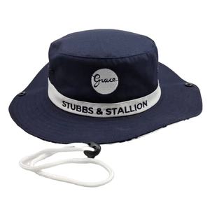 หมวกปีกกว้างแบบมีเชือกปักโลโก้หมวกทรงถังชาวประมง - Product Image 1