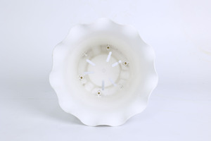 Pot de fleurs en plastique du Vietnam avec bord ondulé, léger et durable, pour plantes d'intérieur et d'extérieur, vente en gros - Product Image 4