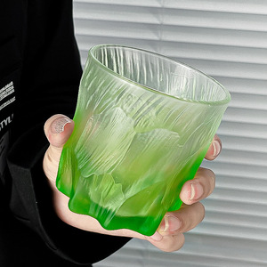 Tasse à eau domestique moderne et minimaliste, style nordique, en verre cristallin rose uni, haute esthétique, écologique, petite taille - Product Image 2