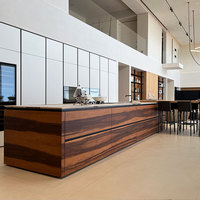 Ensemble de meubles de cuisine de luxe moderne Benovo, îlot central, table en mélamine laquée, évier, armoires de salle à manger