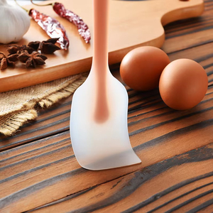 Espátula de Silicona Translúcida Antiadherente, Resistente al Calor, Apta para Horno y Lavavajillas, 100% de Grado Alimenticio, Herramientas para Hornear y Repostería - Product Image 4
