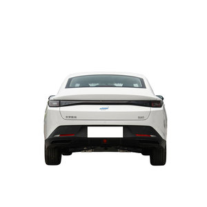 2025 Changan OSHAN 520 totalmente eléctrico con motor EV sedán de 4 plazas Vehículo de nueva energía conducción a la izquierda - Product Image 2