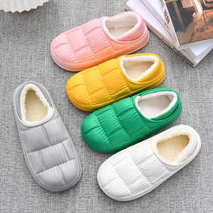 Nouveau prix d'usine Stock fond épais glisser pantoufles femmes chaussures de jardin décontracté marche hauteur augmentant hiver EVA - Product Image 2