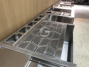 Estación de Bar Móvil de Acero Inoxidable para Cócteles y Vino, Fabricada en China - Product Image 4