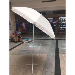 Parapluie promotionnel 2M, protection solaire extérieure, polyester, rotation manuelle, simple, rond, pour activités publicitaires - Product Image 1