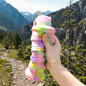 Botella de agua plegable de silicona de 500 ml, apta para alimentos, para deportes al aire libre, portátil, con tapa y pajita. - Product Image 1