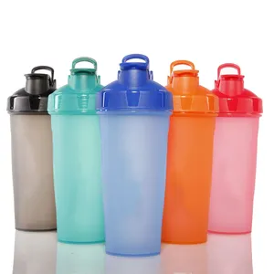 新款优质塑料环保700毫升免费样品空白圆形蛋白粉摇床杯运动水瓶散装定制标志