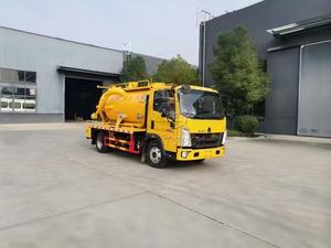 รถดูดสิ่งปฏิกูลแบบผสมผสาน Sinotruk 4x2 พร้อมถังขนาด 5-6 ลูกบาศก์เมตร สำหรับทำความสะอาดบ่อกรองและสิ่งสกปรกในสระน้ำ สำหรับส่งออก - Product Image 2