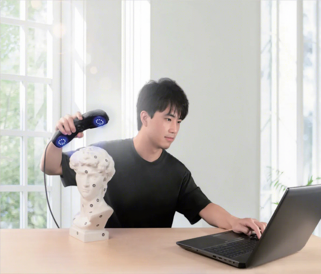 Yosoo Raptor Pro 3D Scanner for Reverse Engineering High Accuracy Handheld Black Body USB Data Transfer 0.02mm Precision