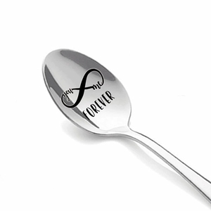 Ensemble de cuillères à soupe en acier inoxydable gravé, cuillère à thé à long manche romantique pour un cadeau de mariage, un anniversaire ou la Saint-Valentin pour les couples - Product Image 2