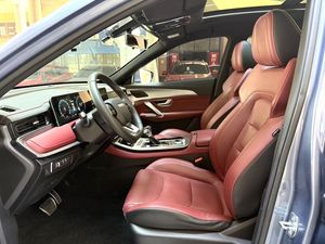 Jetour X70 PLUS 2021 Usado, 1.5T Turbo CVT Automático, SUV con Volante a la Izquierda, 7 Asientos, Gasolina, Gama Alta, Familiar, Cuero, R18, en Venta, Envío Inmediato - Product Image 6