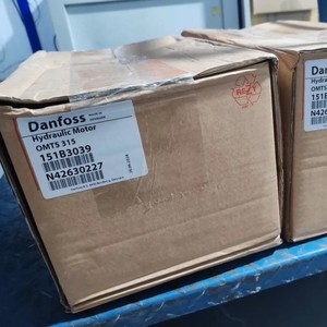 Moteur orbital OMT315 151B3009 pour engins de construction, livraison rapide - Product Image 3