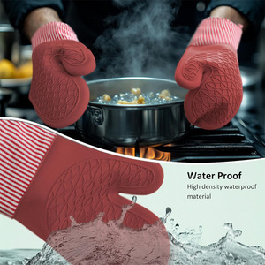 Gants en silicone de haute qualité mitaines de <span class=keywords><strong>four</strong></span> rayées rouges 2 fils RTS épais ustensiles de cuisson professionnels mitaines de <span class=keywords><strong>four</strong></span> résistantes à la chaleur - Product Image 1
