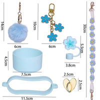 Gobelet décoratif vert fluorescent à motif floral 30-40oz, ensemble d'accessoires, porte-clés, pendentif boule en peluche, porte-clés en silicone
