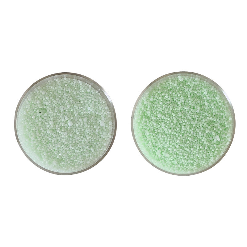 สีเขียว