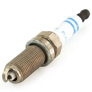 Plug untuk Bosch spark plug platinum berkualitas tinggi untuk Citroen C5/Sega/Triumph/Peugeot 308 408 508