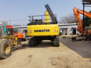 รถขุดตีนตะขาบ Komatsu PC400-8 มือสอง ราคาถูก รถขุดมือสองญี่ปุ่น 40 ตัน ราคาประหยัด - Product Image 4
