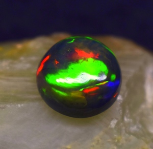 High Quality <b>7</b> Ct 13.6*<b>7</b>.5 mm Natural Multi <b>Fire</b> Opal Cabochon Loose Gemstone for Jewelry Making - Product Image 1