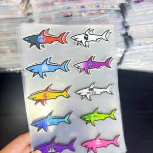 Nuevo estilo de impresión de transferencia de PET UV DTF Cup Wraps con dibujos animados P <span class=keywords><strong>AUL</strong></span> y Shark Stickers para vasos de vidrio Wrap Bulk - Product Image 1
