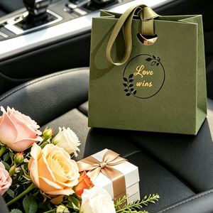 Sacs en papier personnalisés avec logo sur mesure, emballages cadeaux exquis pour bijoux, vente en gros d'usine - Product Image 2