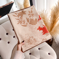 Écharpe châle double face pour femmes, motif de marguerite épaissi, protection des épaules, sensation haut de gamme, idéale pour les superpositions automne-hiver