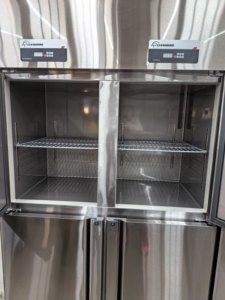 Réfrigérateur commercial à six portes avec refroidissement par air et commande numérique, étagères réglables, économe en énergie. LB800-AF6 Grande capacité - Product Image 4