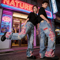 YSJY Fabricant OEM Jeans personnalisés avec broderie, patch vintage, délavé, décontracté, taille haute, streetwear, pantalon en denim évasé pour hommes