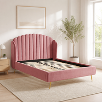Lit double capitonné style glamour français avec tête de lit rose en forme de pétale et sommier à lattes en bois pour chambre de fille - Vente en gros