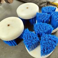 Brosse industrielle à disque bleue, poils en nylon PP, base ronde blanche, longueur de poils personnalisée pour le nettoyage et le frottement des sols