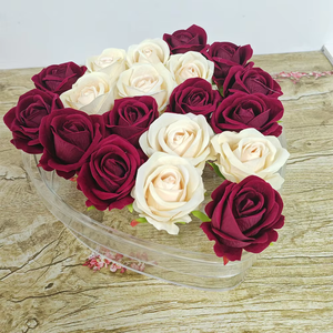 Lusso moderno fiore a forma di cuore in acrilico <span class=keywords><strong>vaso</strong></span> rosa floreale decorazione per la casa per feste di nozze Rose in resina - Product Image 1