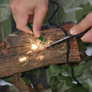 Trousse de premiers soins portable pour l'extérieur OEM avec hache et pelle multifonctions pour le camping et la randonnée - Product Image 4