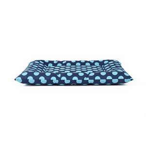 Lit pour animaux de compagnie Amistar en tissu Oxford de luxe 90x60 cm pour chats et chiens de taille moyenne - Product Image 1