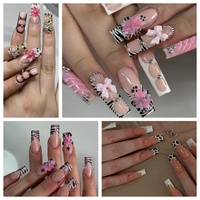 Fournisseur de faux ongles en acrylique faits à la main en forme carrée 3D ODM Blossom Nails en vrac