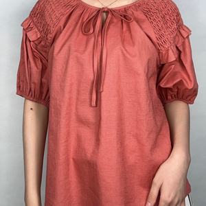 Chemisiers décontractés OEM pour femmes, à manches courtes, brodés, pour l'été - Product Image 1