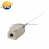 D4A-3101N, interrupteur de fin de course polyvalent, levier à rouleaux, standard, SPDT, double contact, sans indicateur, conduit G1/2 en stock