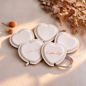 Mètre Ruban en Cuir Personnalisé sur Mesure 1m 1.5m avec Logo Gravé Vente en Gros pour Événements Promotionnels - Product Image 1
