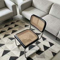 Chaise de salle à manger en rotin nordique et fer forgé, avec accoudoirs et dossier en bois massif, design antique, pour la maison, le bureau ou l'hôtel, rouge, luxe, légère