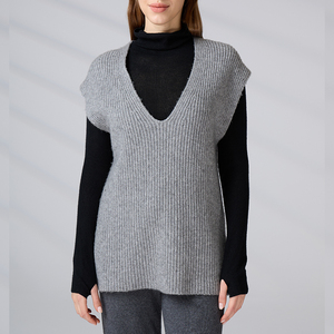เสื้อกั๊กไหมพรมคอวีทรงหลวมสำหรับผู้หญิง แบบ OEM ODM สั่งทำได้ - Product Image 4