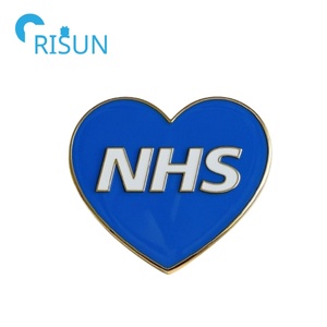 Souvenir Service national de santé épingles Badges personnalisé <span class=keywords><strong>médecin</strong></span> soins infirmiers sauvetage d'urgence épinglette émail infirmière médicale broche broche - Product Image 6