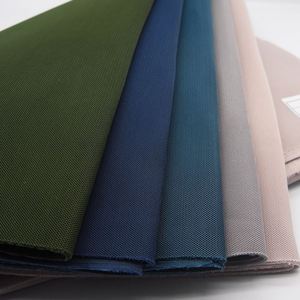 Tissu en maille sandwich tricoté chaîne 100 % polyester DT107 de haute qualité, confortable et respirant pour sacs à dos de sport - Product Image 2